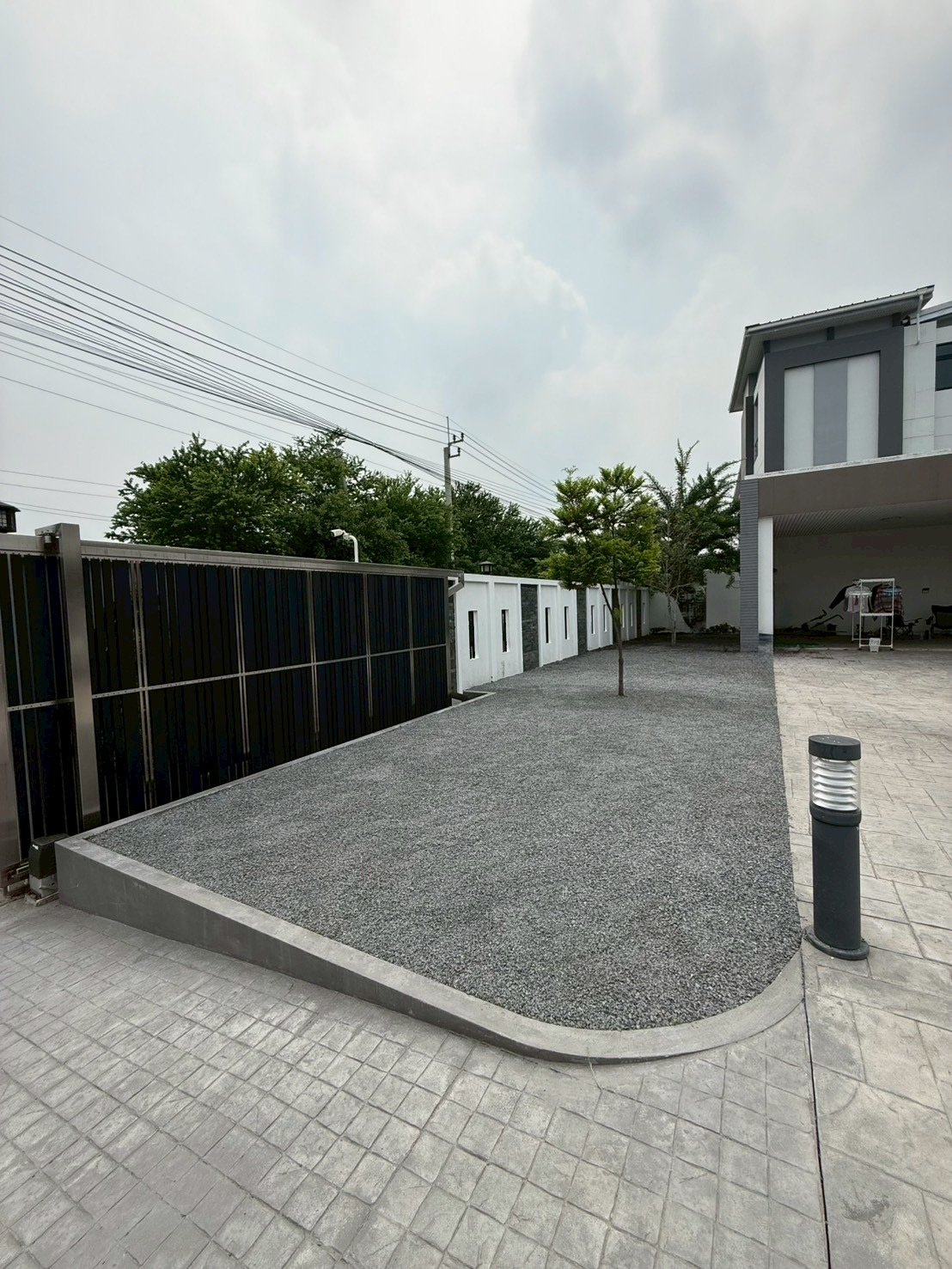 งานหินเกล็ดรอบบ้าน ชุดใหม่ รูปที่ 1