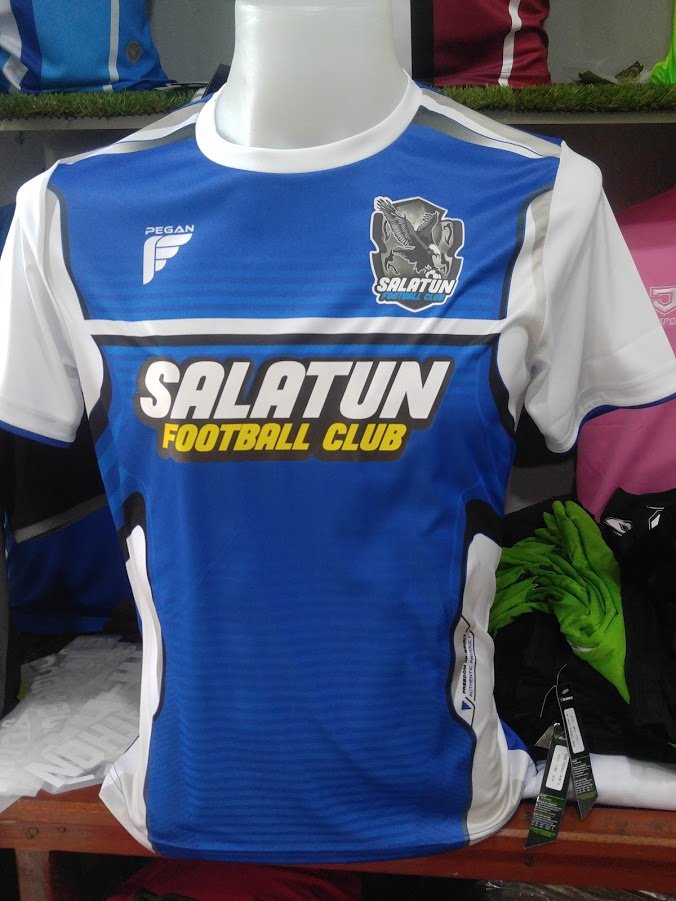 เสื้อ PEGAN รุ่น Brave สีน้ำเงิน ทีมสลาตัน FC ใหม่ 2017