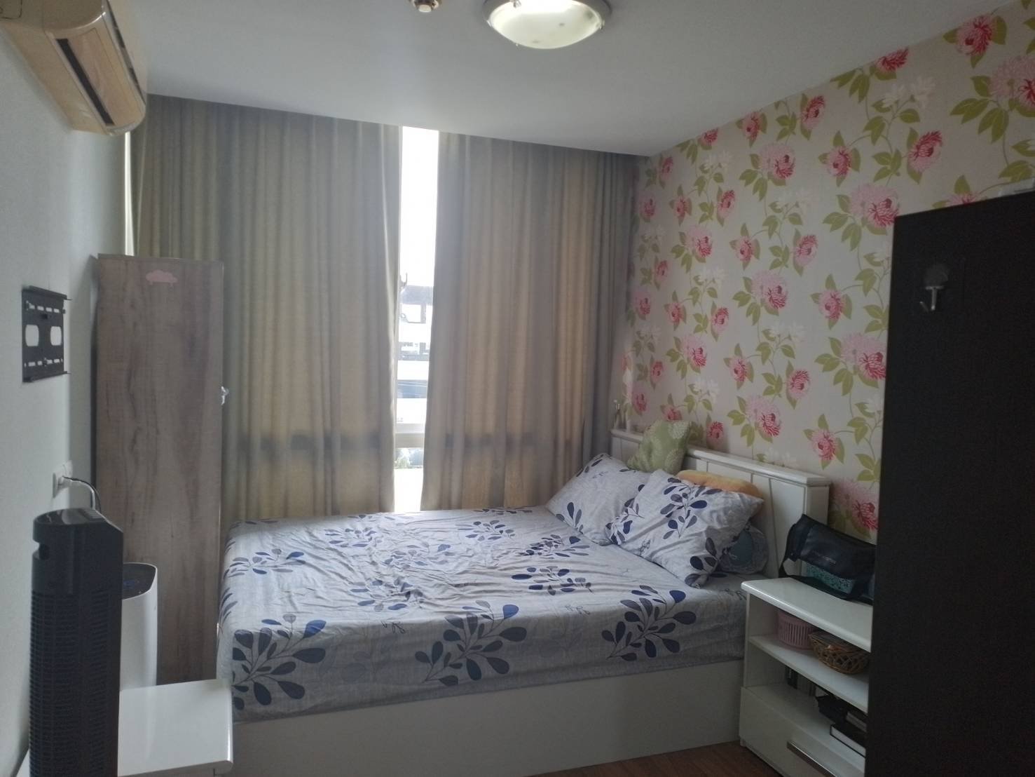 亏本卖！！ 卖最便宜！！ Max Vibhavadi 公寓 35.36 平方米，5 楼，家具齐全，毗邻 BTS Thung Song Hong