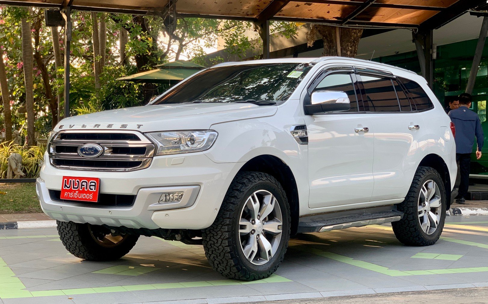 FORD EVEREST 3.2 TITANIUM  A/T 4WD 2016 สีเทา (LL0095)