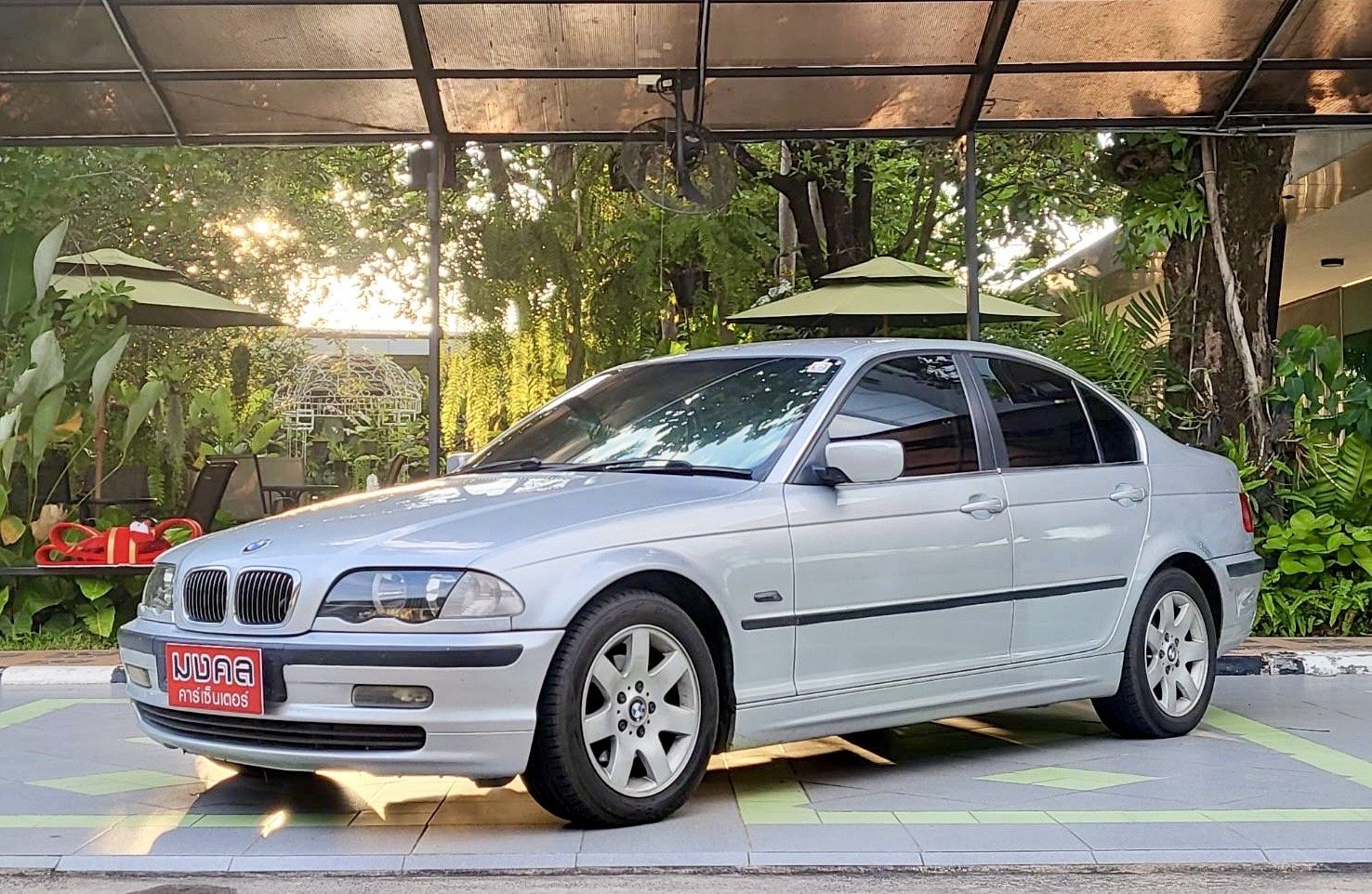 BMW 323i 2.4 E46 A/T 2001 สีเทา (LL0402) 1-2