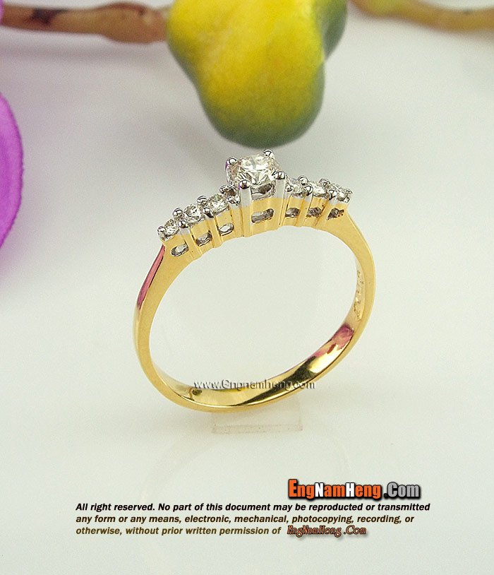 แหวนเพชรแท้ เบลเยี่ยมคัท น่ารักใส่ติดนิ้วค่ะ (L005)