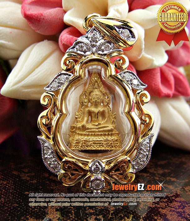 พระพุทธชินราชเนื้อทองคำ เลี่ยมกรอบทองคำฝังเพชรแท้ ลวดลายละเอียดสวยมากๆ ค่ะ