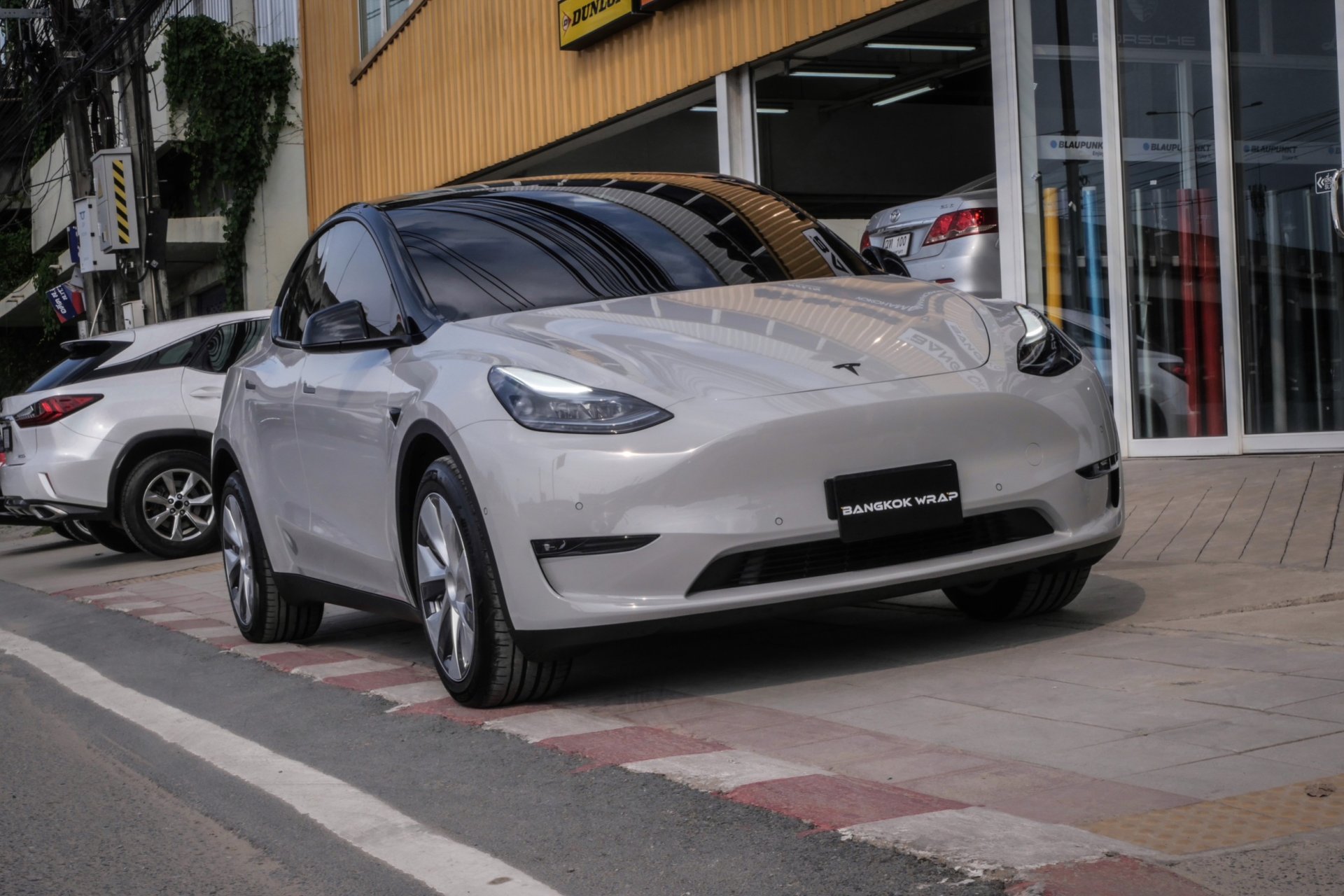 Crayon Grey - Model Y
