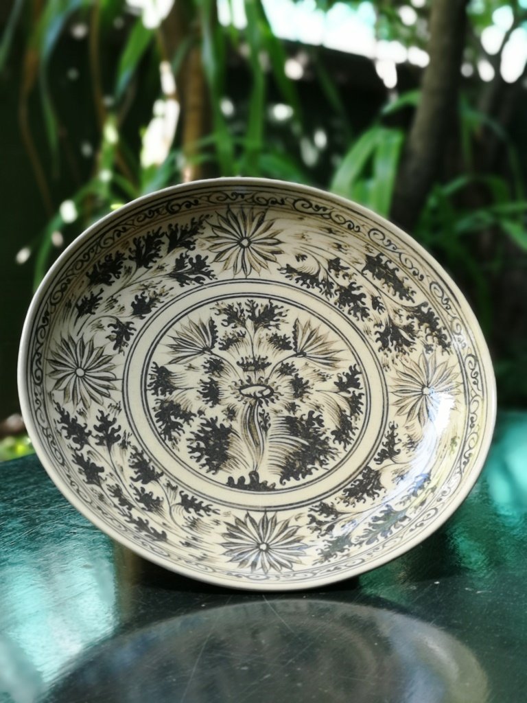 Ceramic Plate 9" Painted Lotus Pond