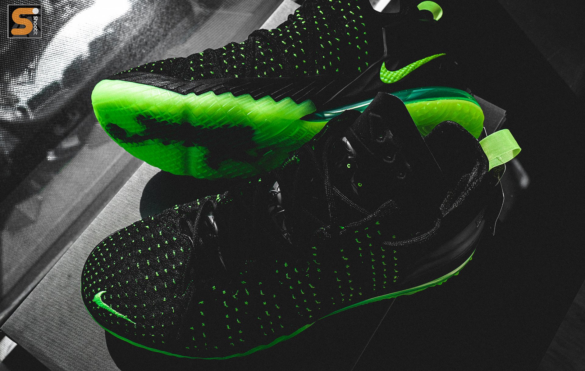 LeBron XVIII "Dunkman"