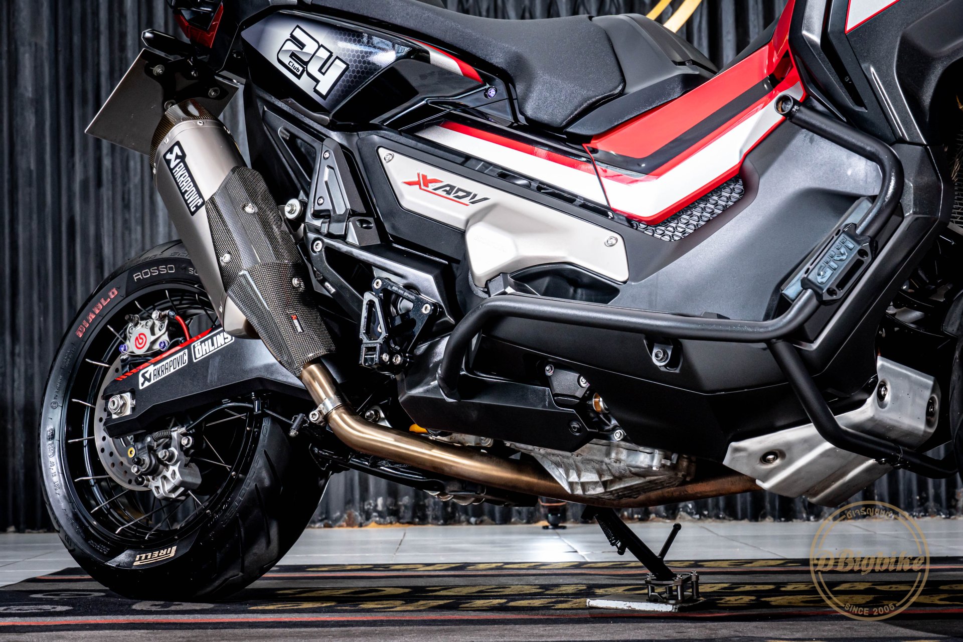 Honda X-ADV 750 - dbigbike