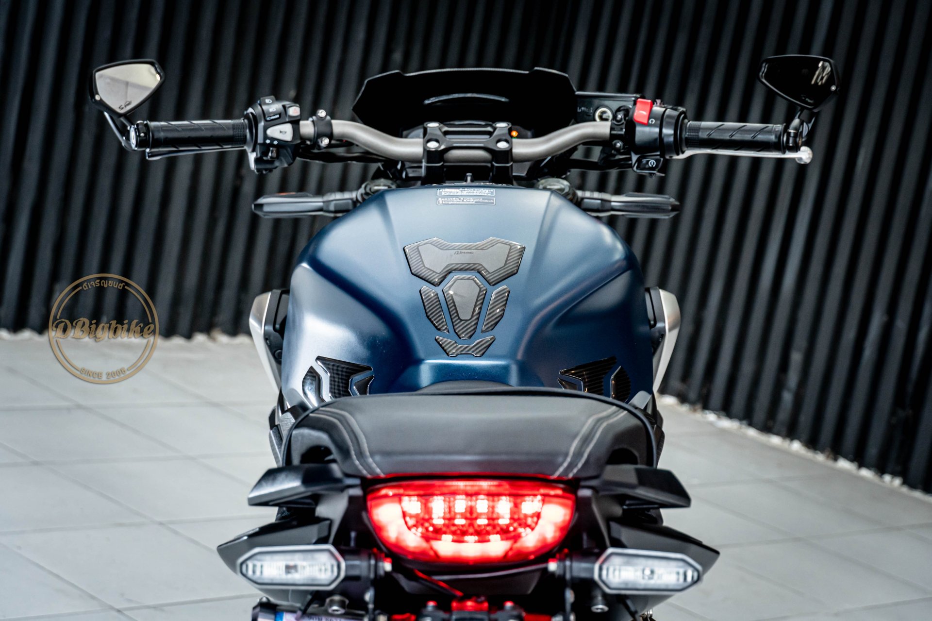 Honda CB650R Mileage 12 xxx Kilometer Dbigbike honda-cb650r-mileage-12-xxx-kilometer-dbigbike