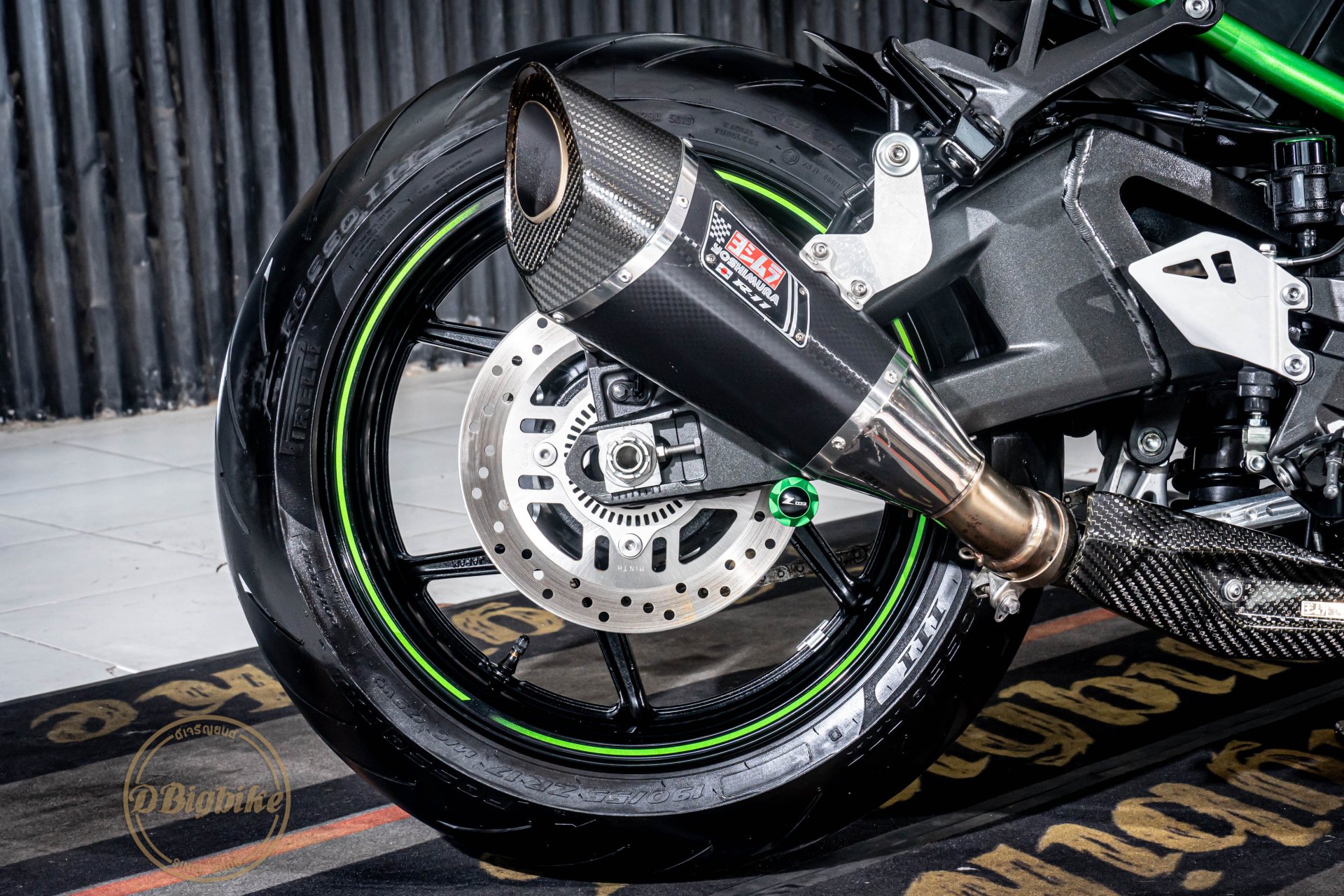 Kawasaki ZH2 - dbigbike