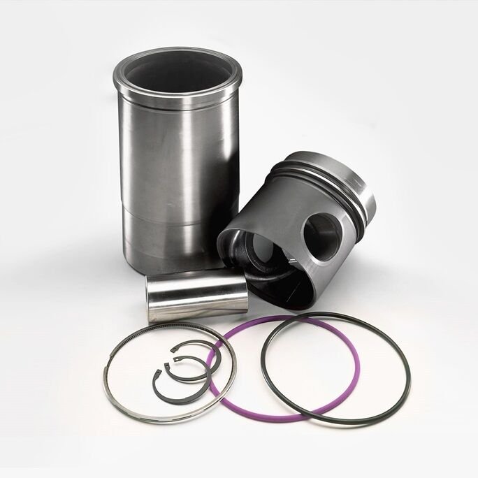 Cylinder Liner Kit For Volvo Penta 31, 41, 42, 43 – Includes Pistons & Seals – Replaces 22185027