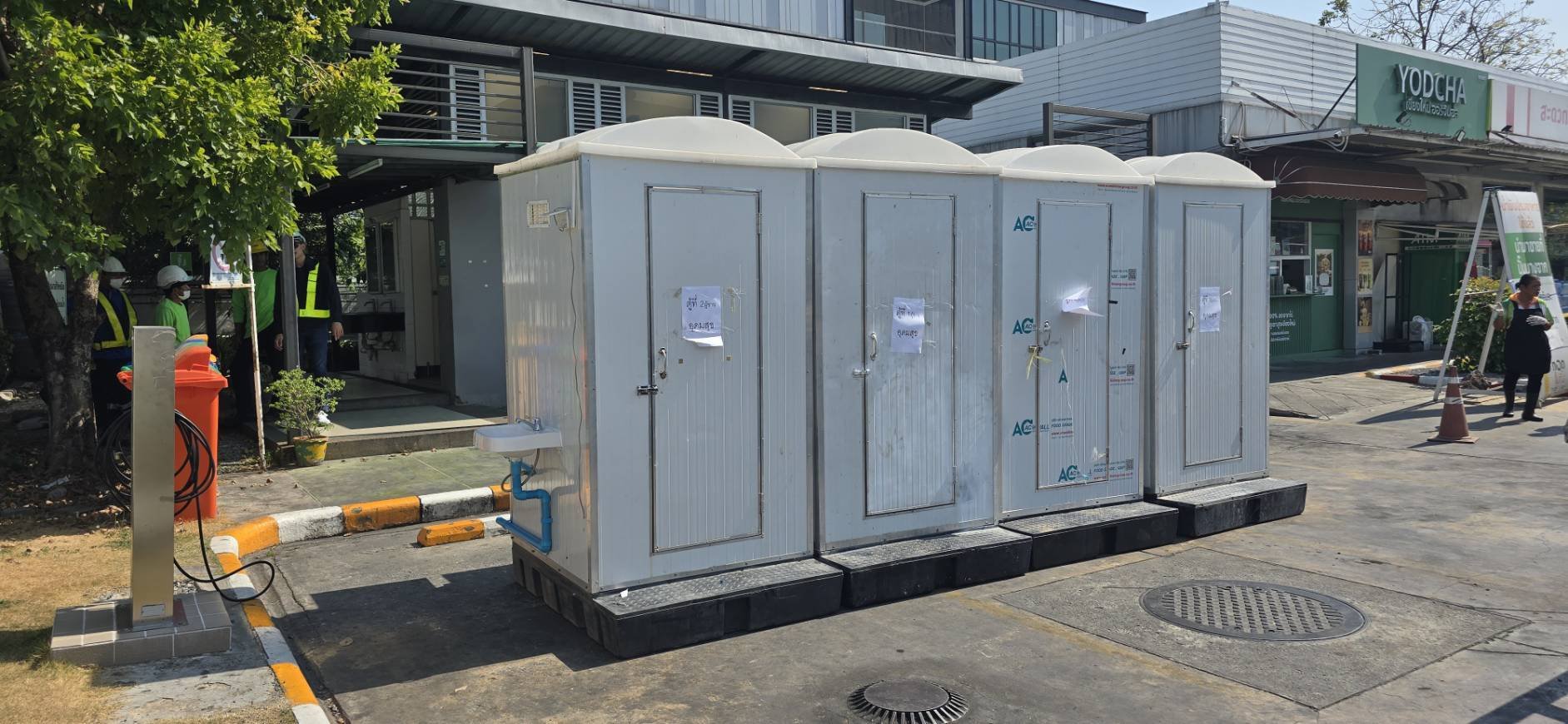 ห้องน้ำเคลื่อนที่ชั่วคราว ปั๊มน้ำมัน