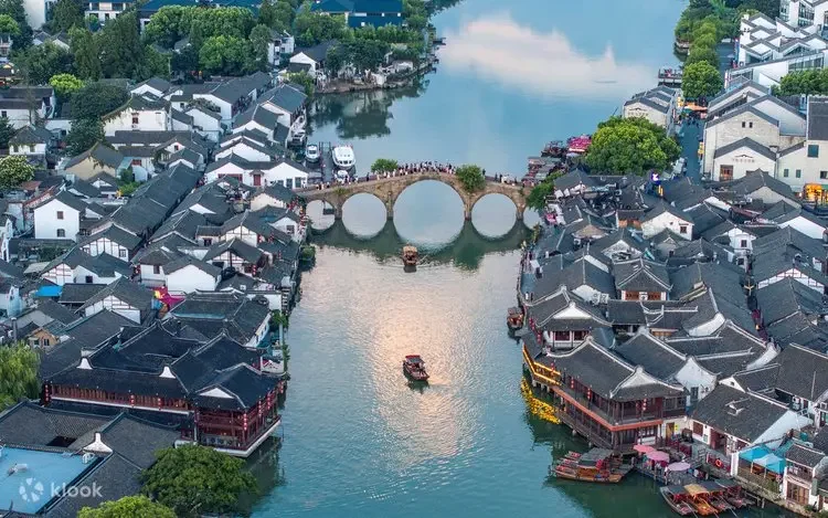 Zhujiajiao Water Town private day tour