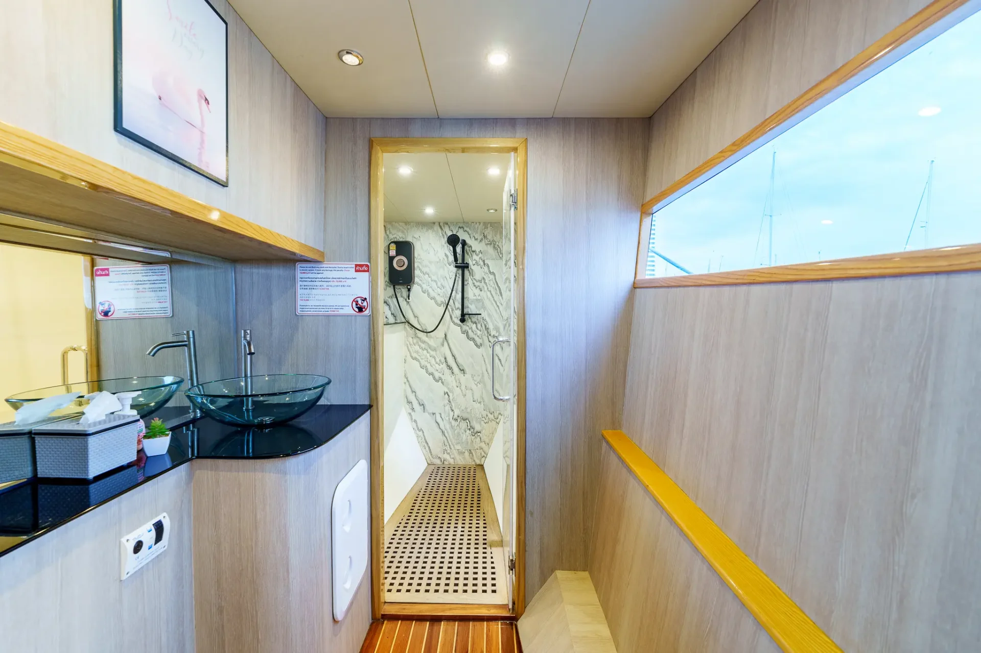 MC500 air-conditioned cabin
