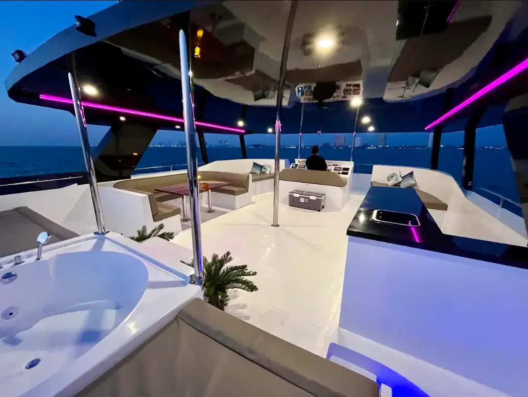 MC580 VIP water activities