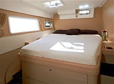 SC400 outdoor relaxation area