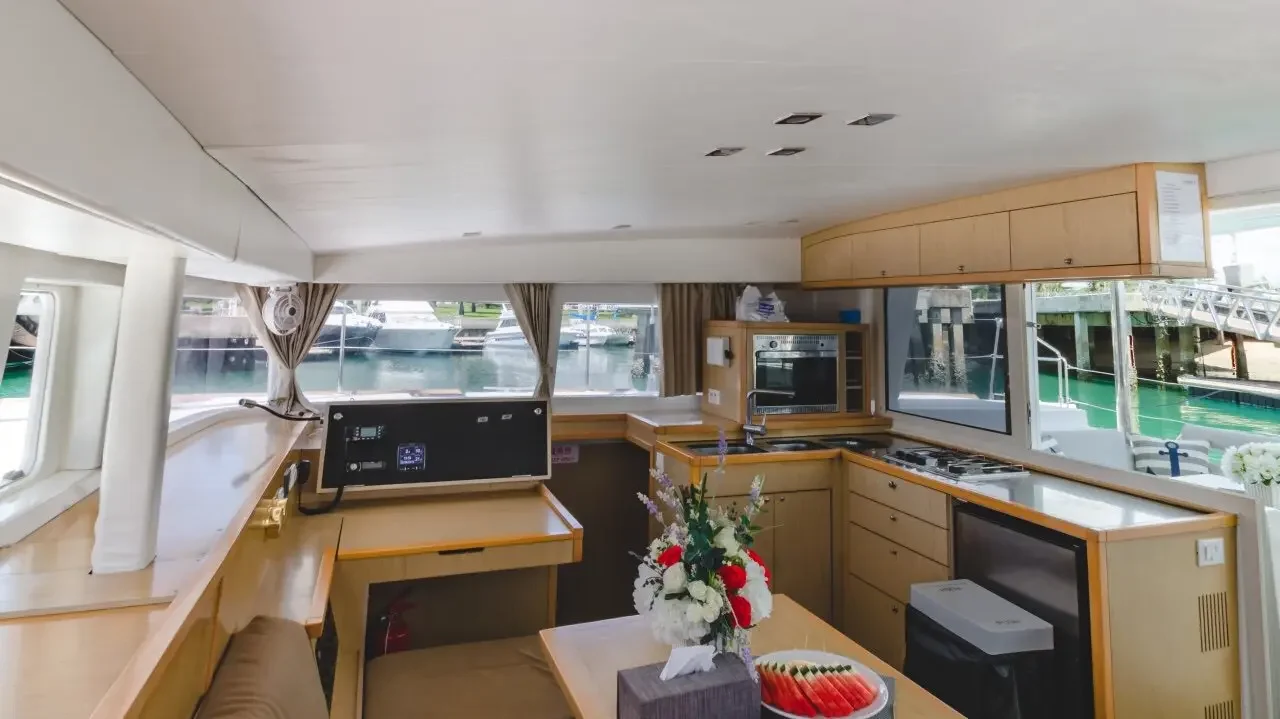 Private SC400 cruise in Pattaya