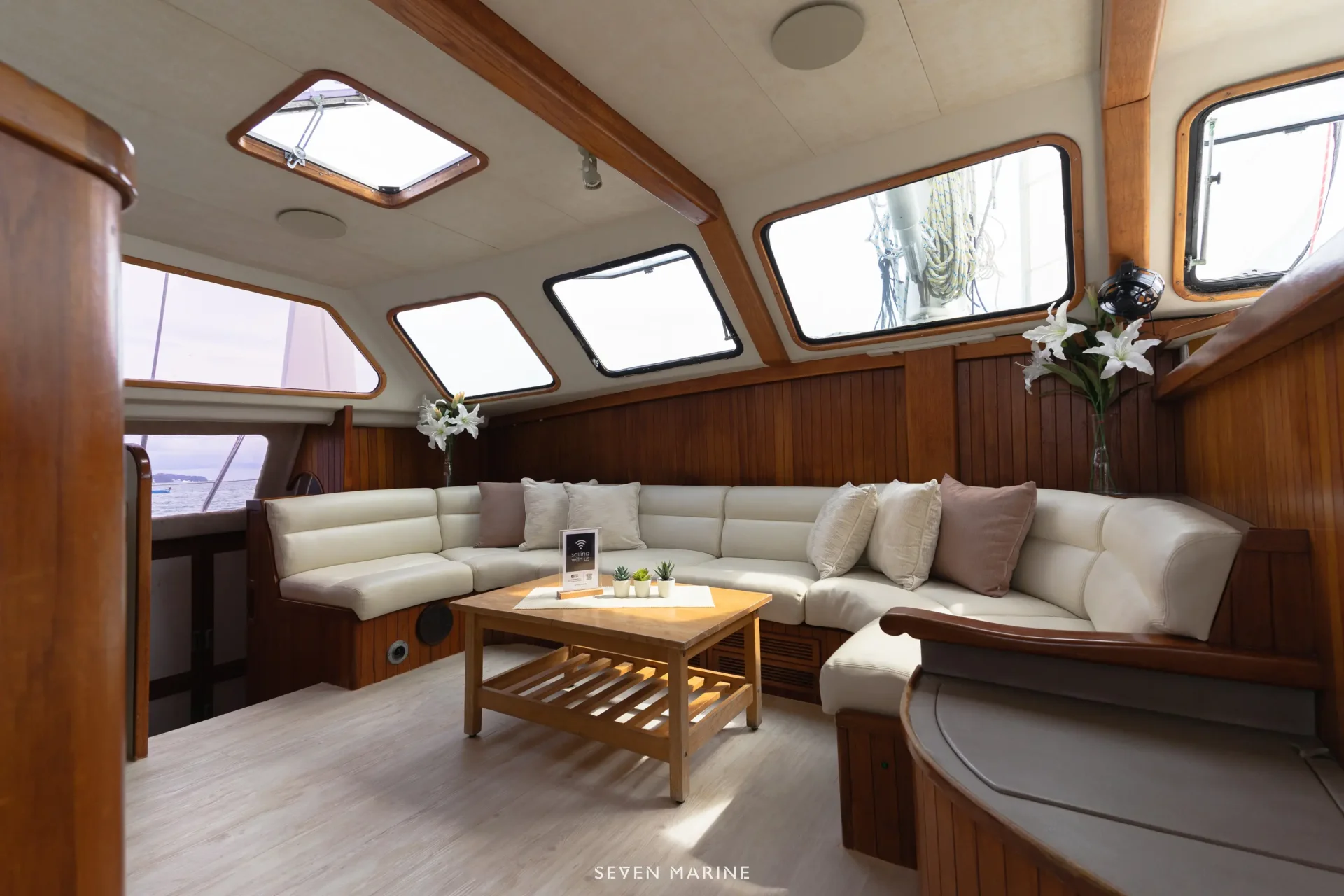 VRA Catamaran private charter