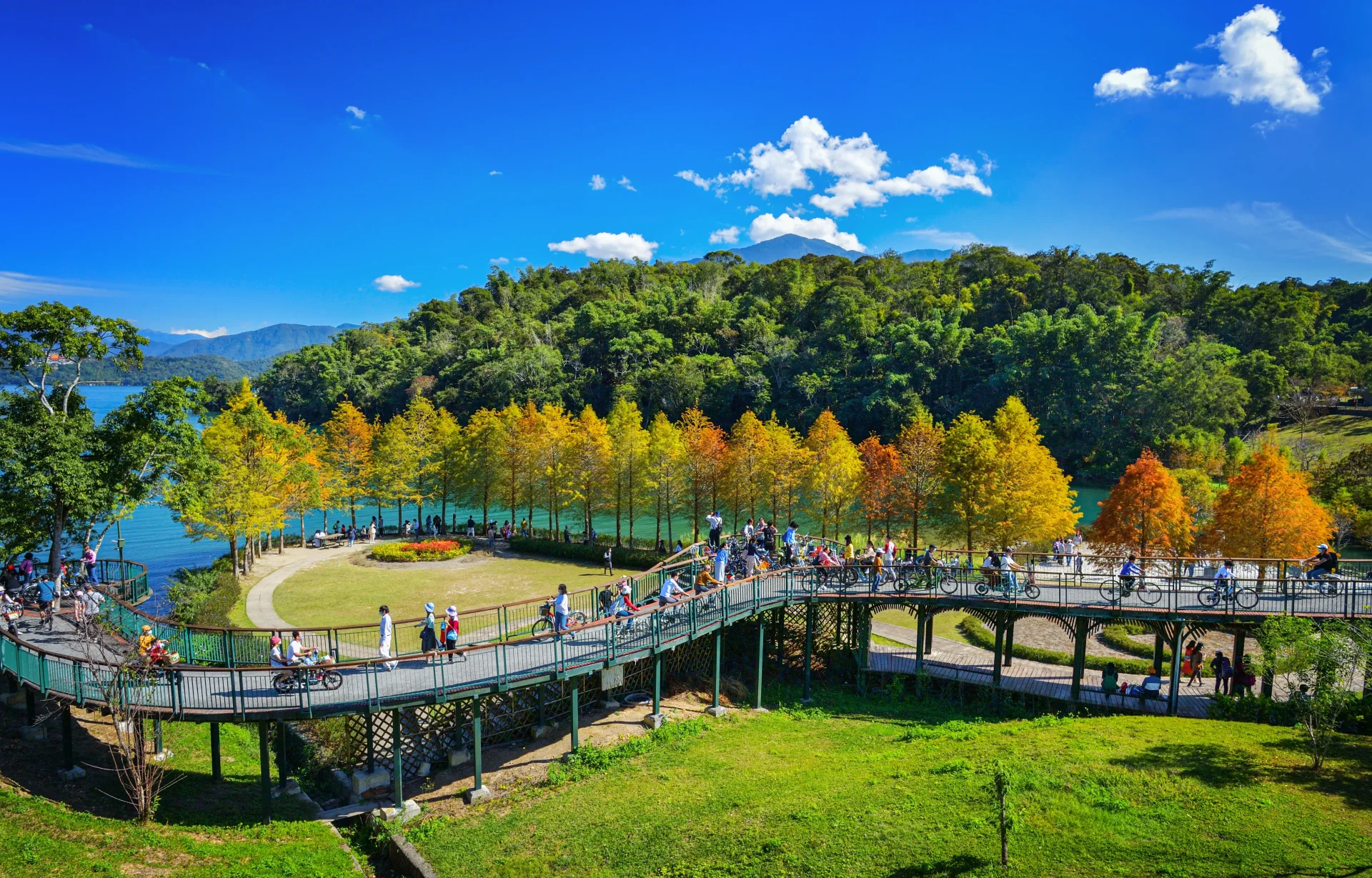 Sun Moon Lake Scenery