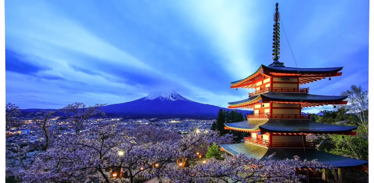 Arakurayama Sengen Park and Chureito Pagoda