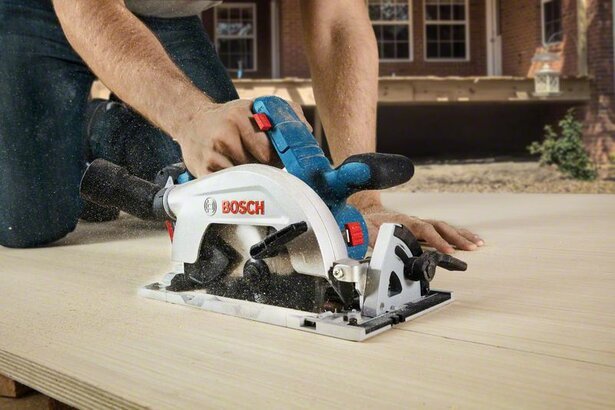 BOSCH GKS 185-LI เลื่อยวงเดือนไร้สาย 18 โวลต์ (ตัวเปล่า) - tp-toolsshop
