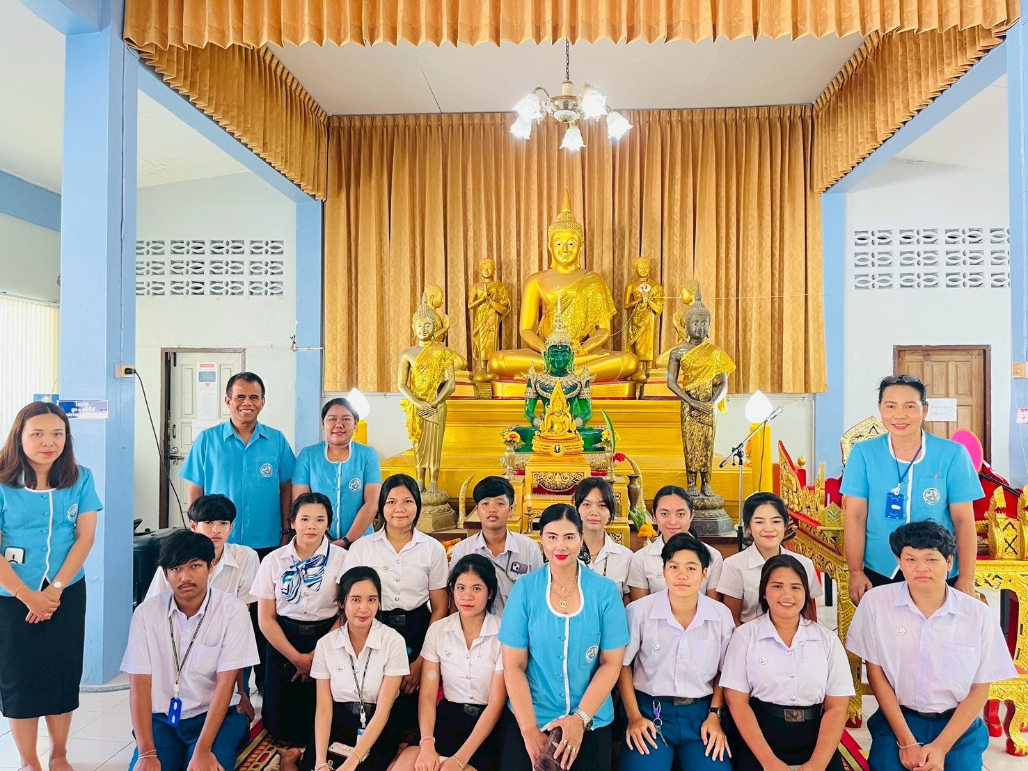 เด็กพาณิชย์สุราษฎร์ หิ้วปิ่นโต เข้าวัด ฟังธรรม