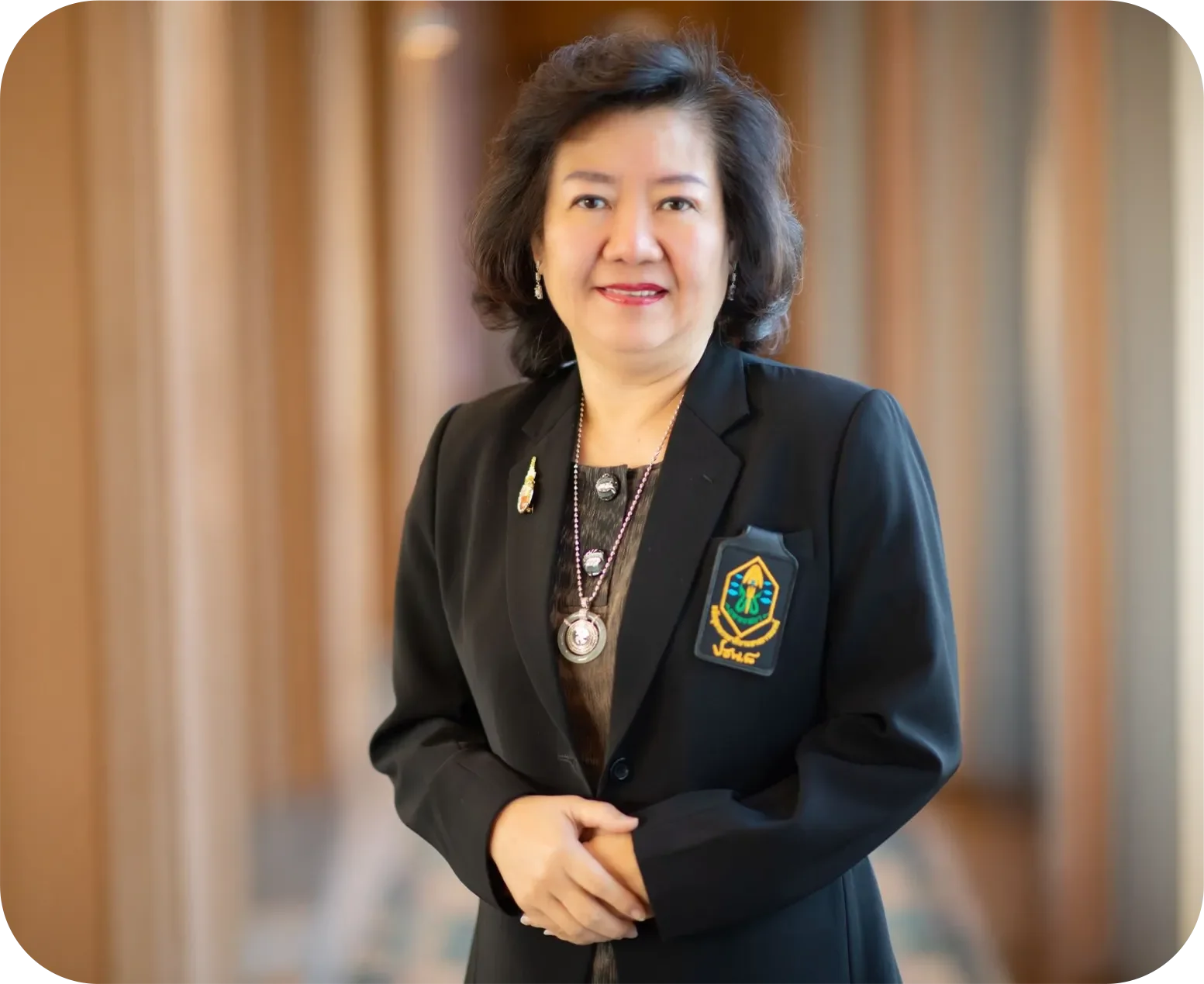 Dr. Tippawan Chakphet - Managing Director Dr. Tippawan Chakphet - Managing Director