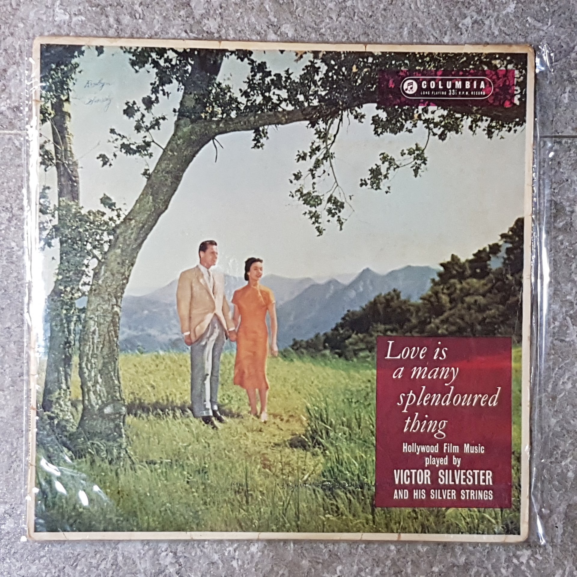 แผ่นเสียง Vinyl Records อัลบัม Love is a many splendoured things