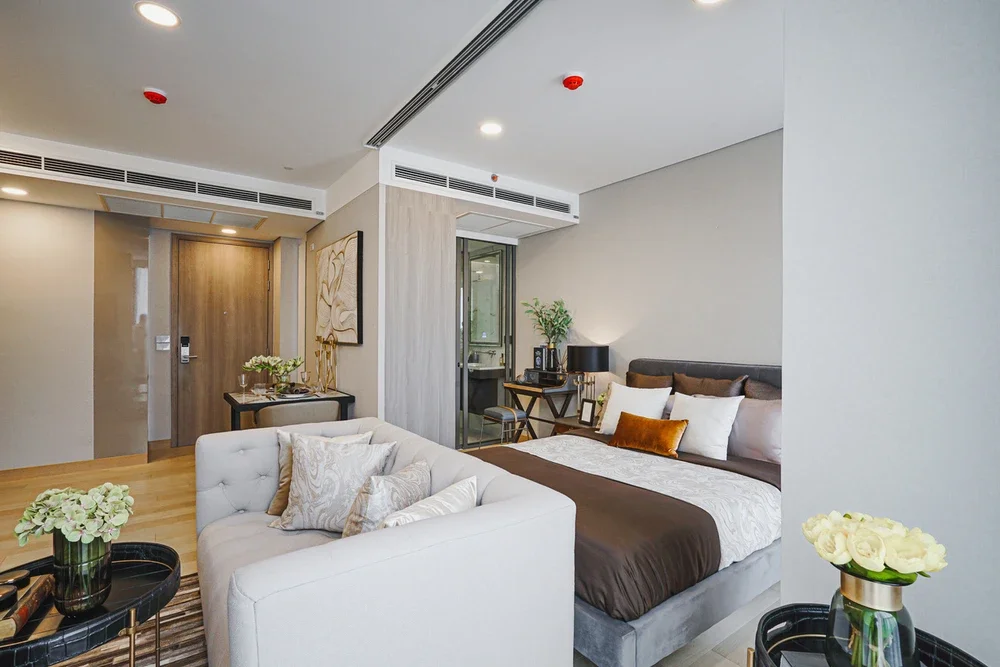 Wyndham Bangkok Queen 1BR 3