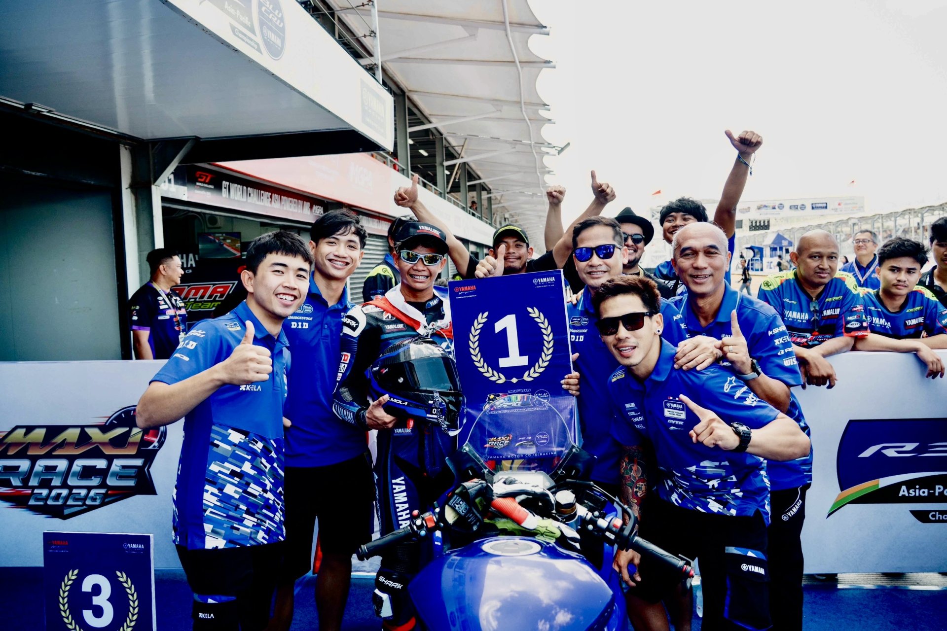 กัส ธีรไนย นักบิดดาวรุ่งยามาฮ่า สร้างผลงานเยี่ยม! 