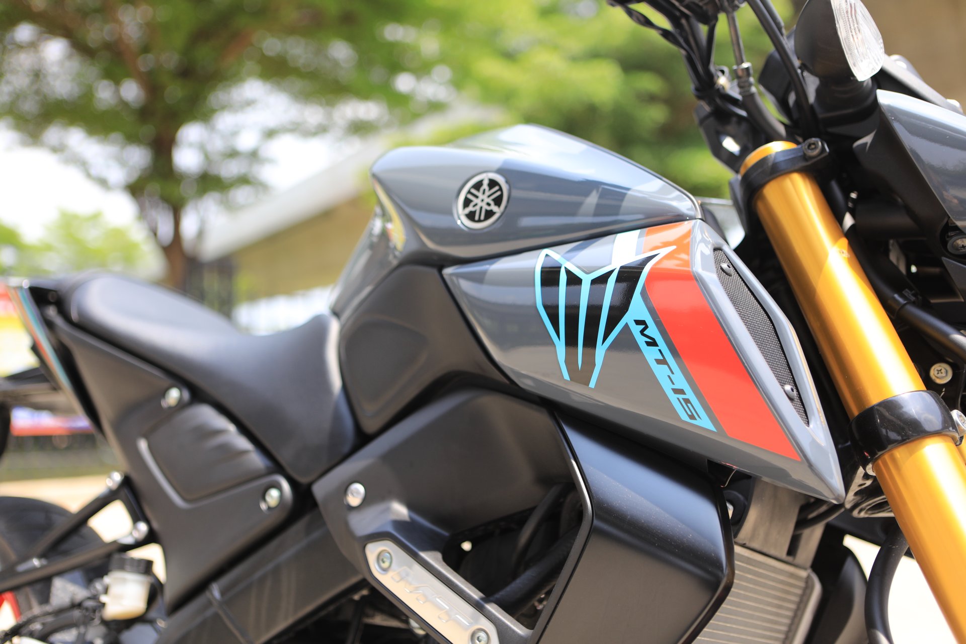 ALL NEW YAMAHA MT-15 เร่งแรง...แซงทุกข้อจำกัด  ALL NEW YAMAHA MT-15 เร่งแรง...แซงทุกข้อจำกัด