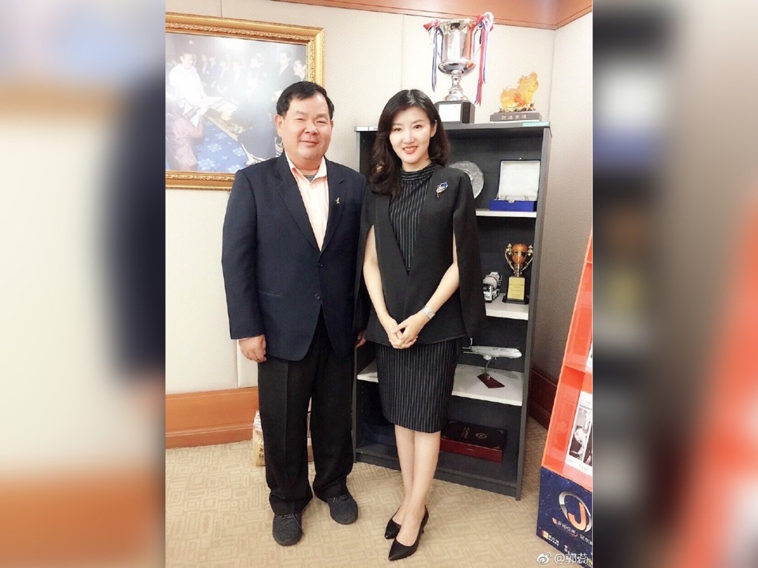 集团董事长郭蕊女士对中国游客在泰国使用数字货币和泰币进行探讨。