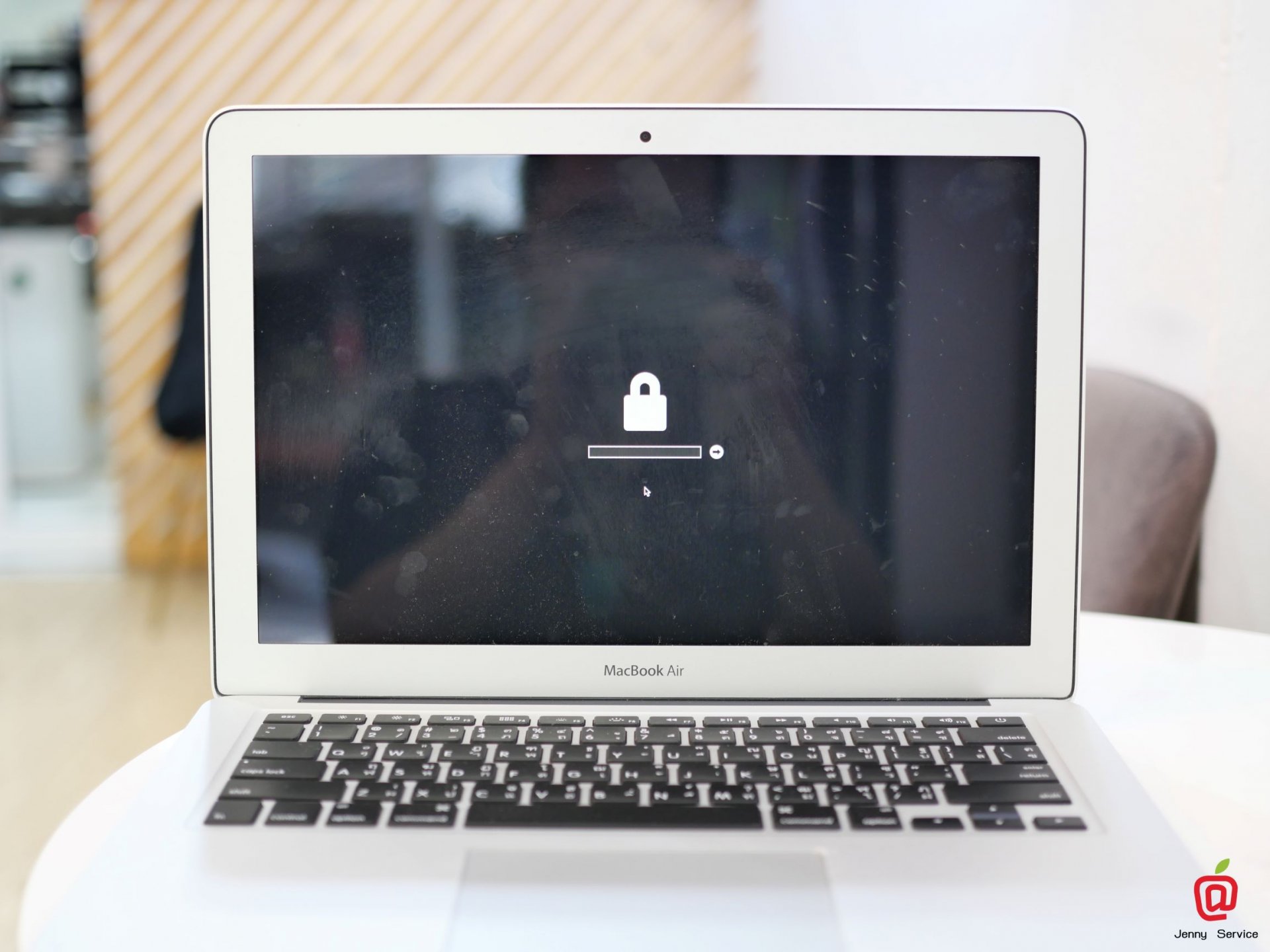 MacBook iMac ติดล็อคหน้ารูปกุญแจ แบบนี้เราปลดล็อคได้ 