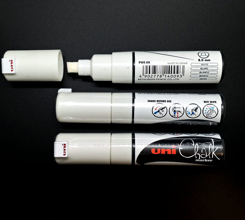 ปากกา Uni Chalk Marker PWE-8K สีขาว