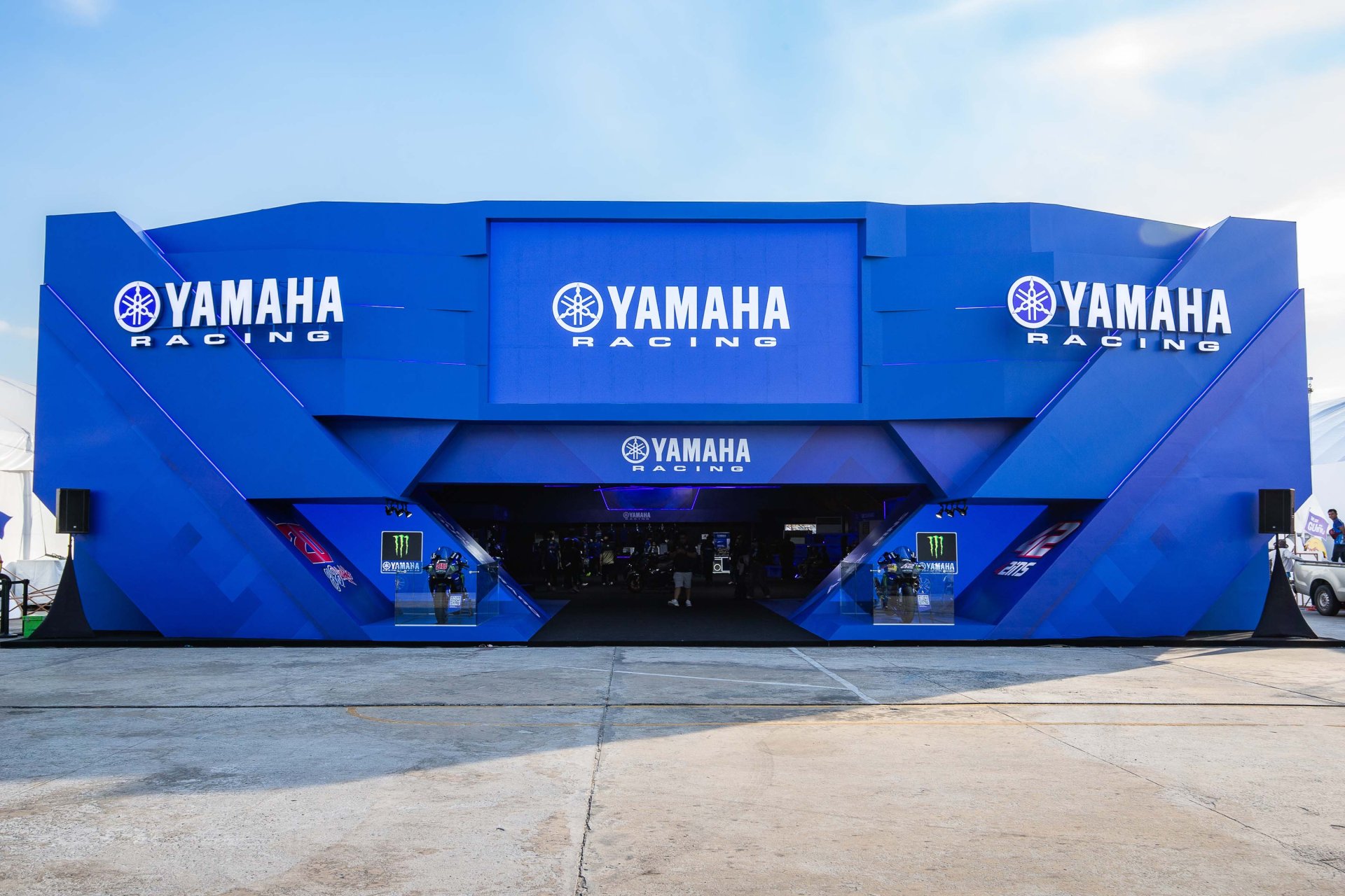 ยามาฮ่าจัดหนัก! เปิด YamahaGP Pavilion ต้อนรับ MotoGPTM 2025 พร้อมเซอร์ไพรส์แฟนๆ ด้วย YZF-R9 ลายพิเศษ