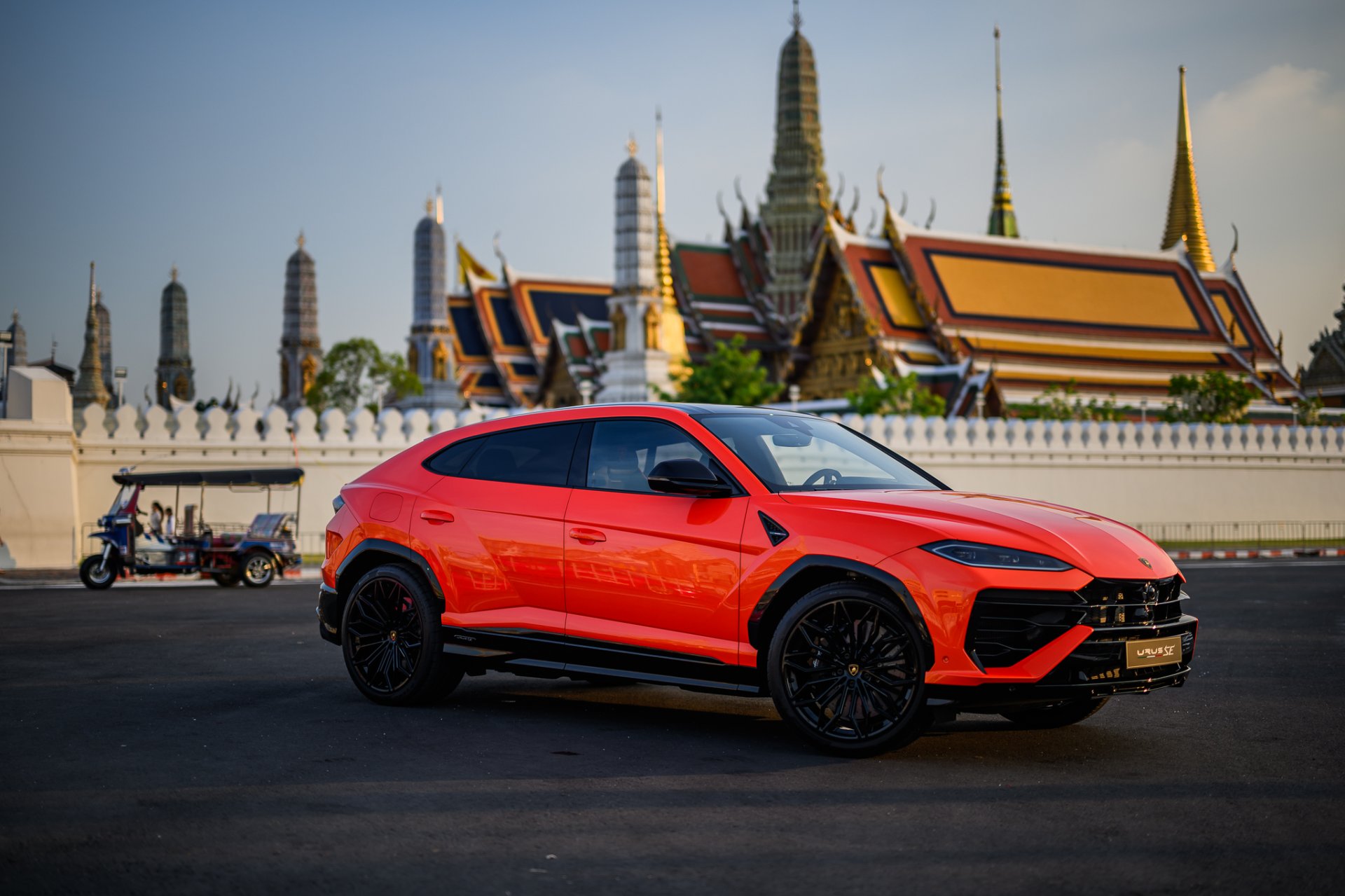 เรนาสโซ มอเตอร์ เผยโฉม Lamborghini Urus SE ซูเปอร์เอสยูวีปลั๊กอินไฮบริดรุ่นแรกของแบรนด์