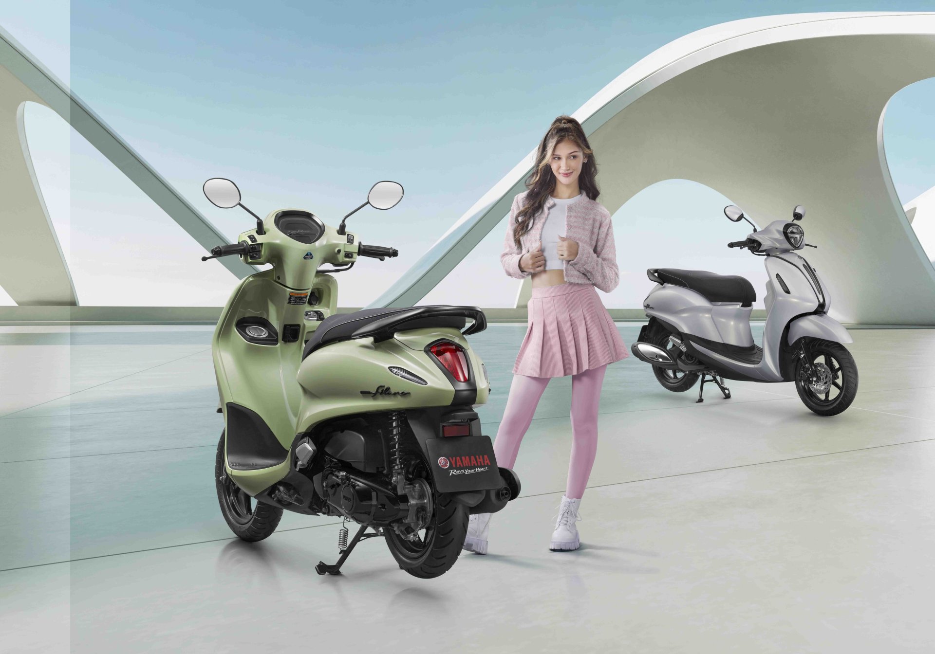 NEW YAMAHA GRAND FILANO HYBRID