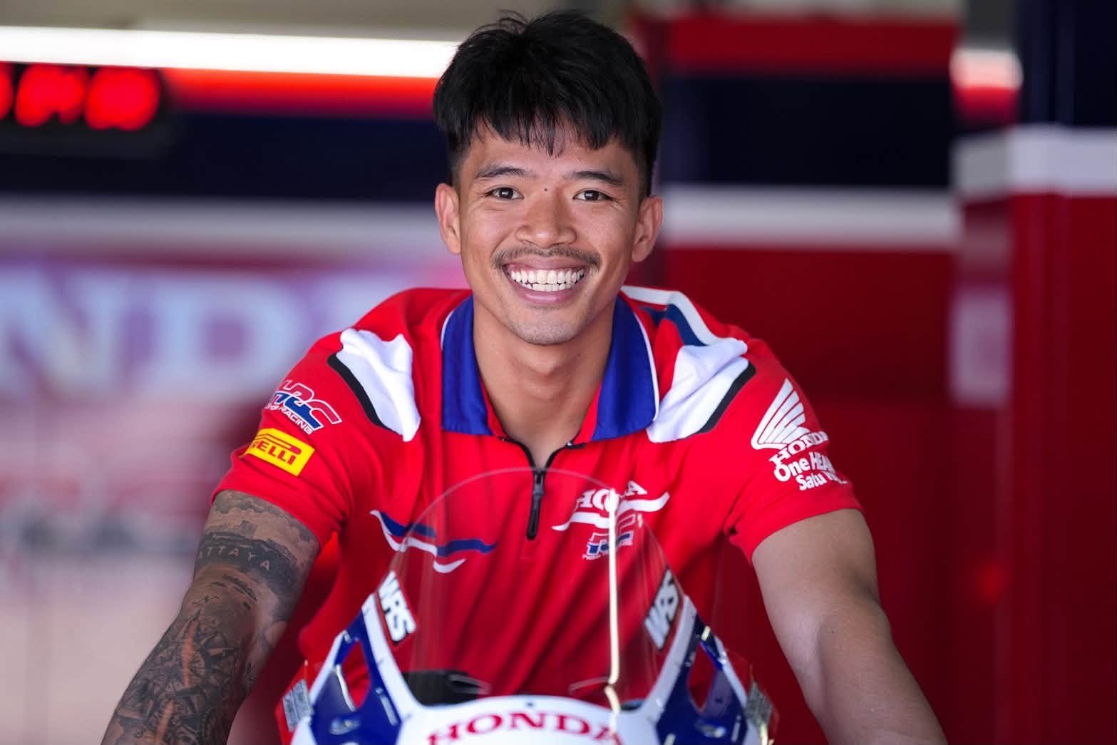 ก้อง-สมเกียรติ ลุยศึกเวิลด์ ซูเปอร์ไบค์ สนามสุดท้ายกับ CBR1000RR-R