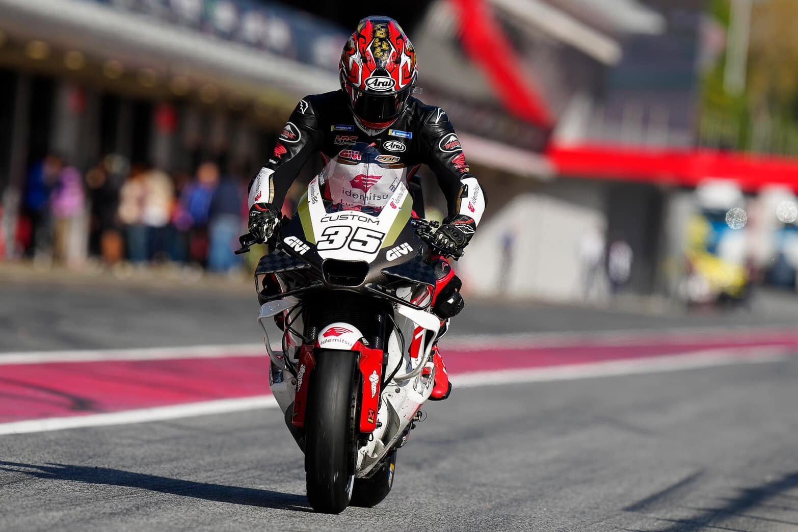 Honda RC213V รถใหม่ของ ก้อง สมเกียรติ์ ใช้สู้ศึก GP