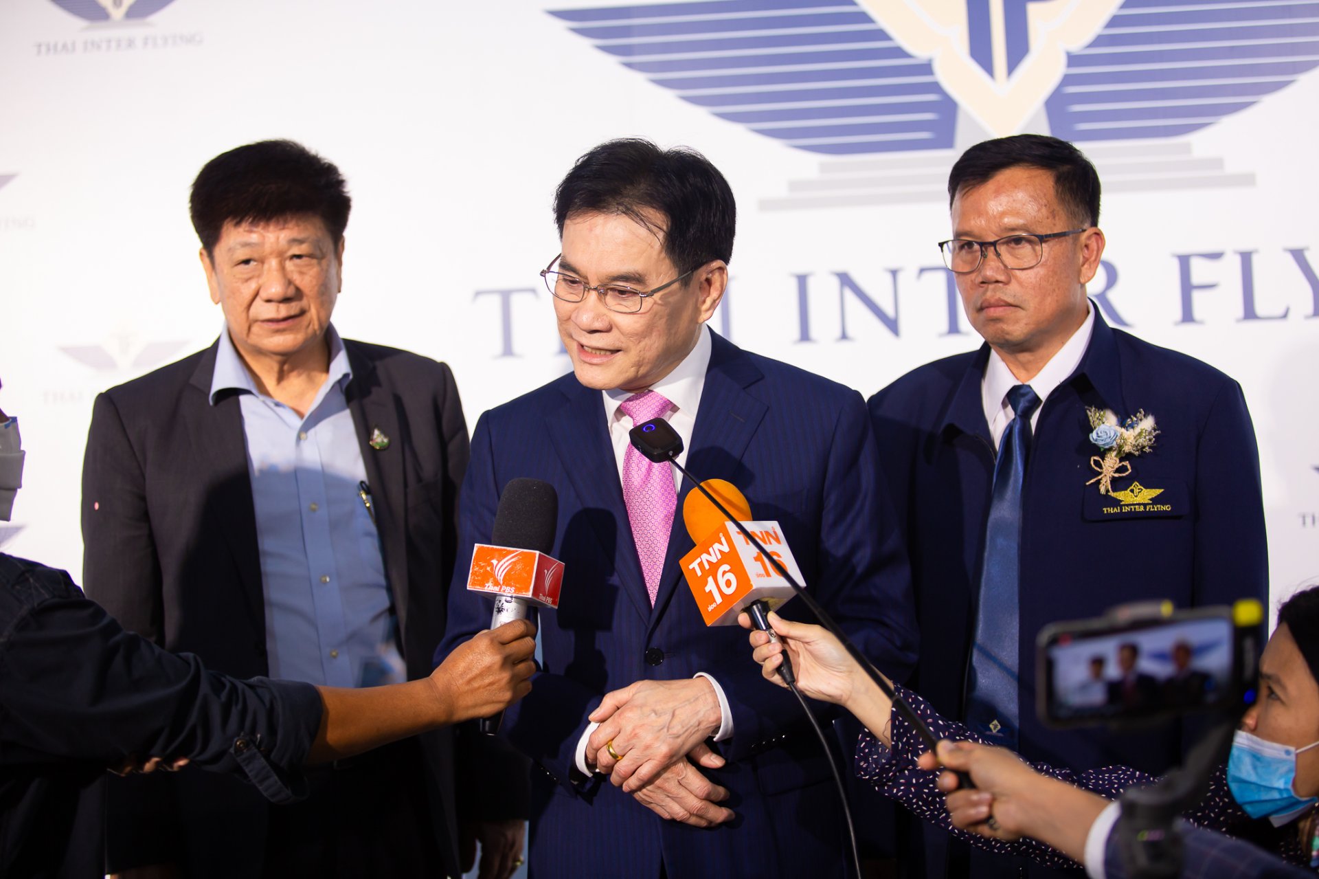 งานเปิดตัวสถาบัน โดยรองนายก