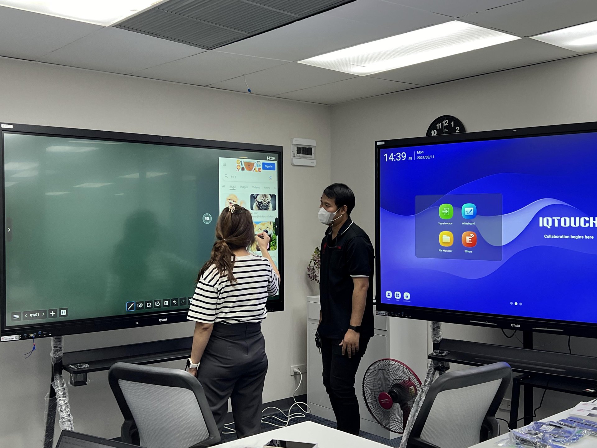 จออัจฉริยะ 65 นิ้ว จอห้องประชุม Windows OPS Wireless Presentation