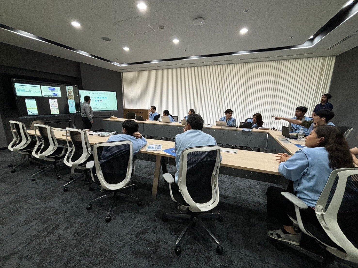 จออัจฉริยะ 75 นิ้ว High-End Products Wireless Presentation Smart Pen