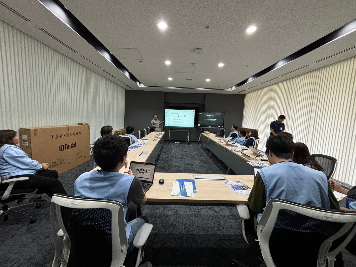 จออัจฉริยะ 75 นิ้ว High-End Products Wireless Presentation Smart Pen