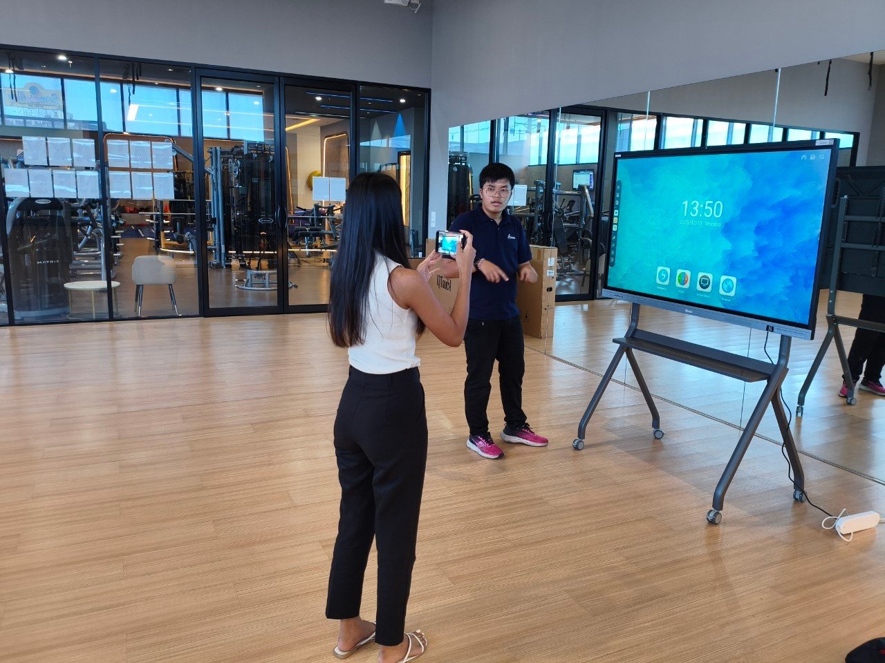 จอinteractive_IQTouch_smartmeeting