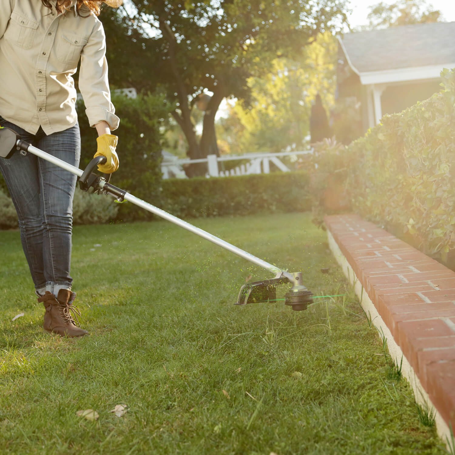 วิธีการเลือกเครื่องตัดหญ้าไร้สาย