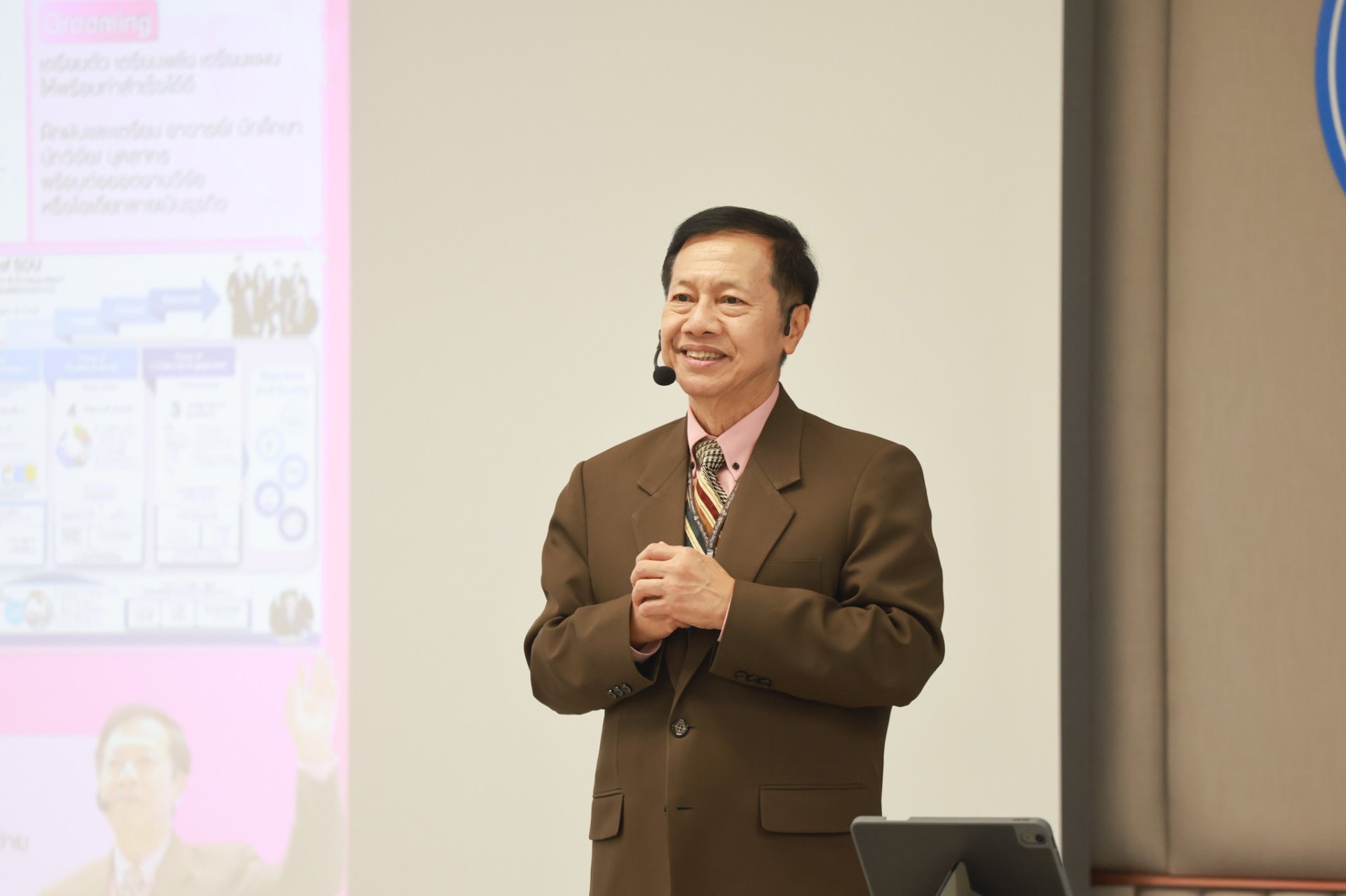 UBI จัดกิจกรรม "Grooming: StartSmart มองโอกาสทางธุรกิจจากงานวิจัยด้วย BMC"