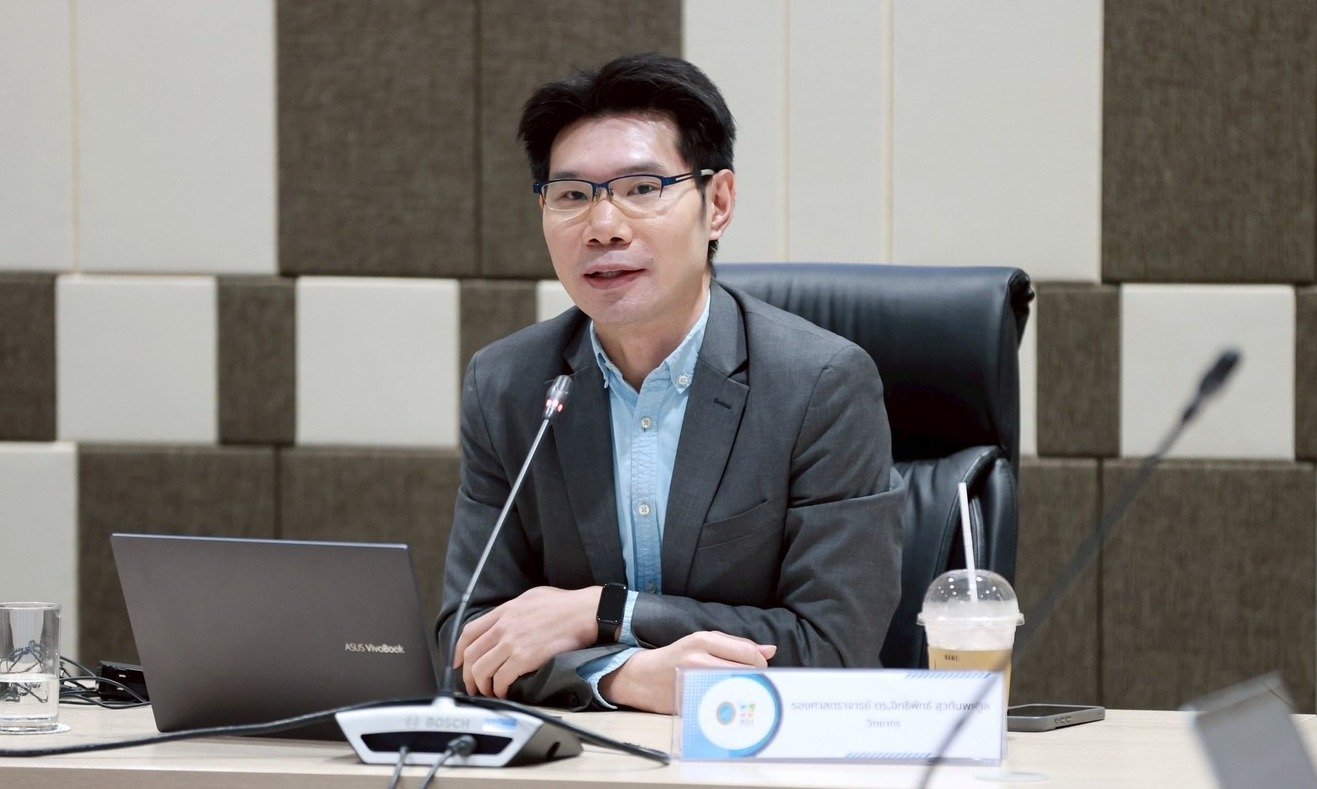 สถาบันวิจัยและพัฒนา ร่วมกับ เครือข่ายการวิจัย SDU Research Club มหาวิทยาลัยสวนดุสิต จัดการอบรม หัวข้อ "From Concept to Connection: การเชื่อมโยงประเด็นการวิจัยสู่การกำหนดระเบียบวิธีวิจัยที่มีคุณภาพ"