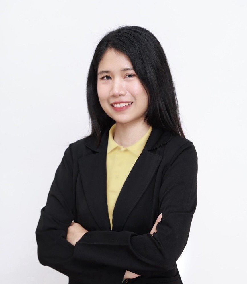 นางสาวสิรินดา สุขสุมิตร