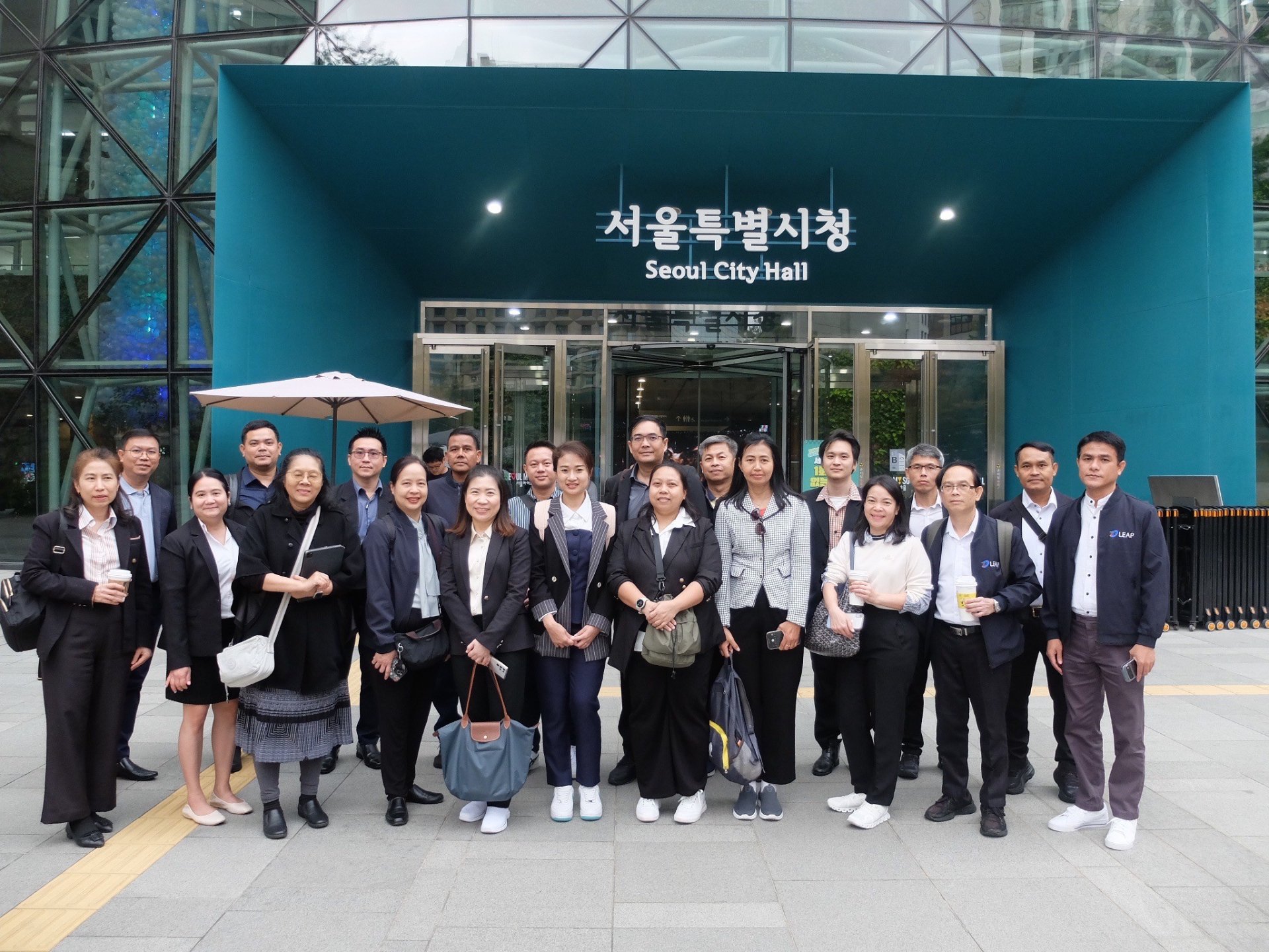 ภาพกิจกรรมศึกษาดูงานหลักสูตร Lawyers Enhanced Agility Program (LEAP) รุ่นที่ 6 และ 7 ณ สาธารณรัฐเกาหลี 