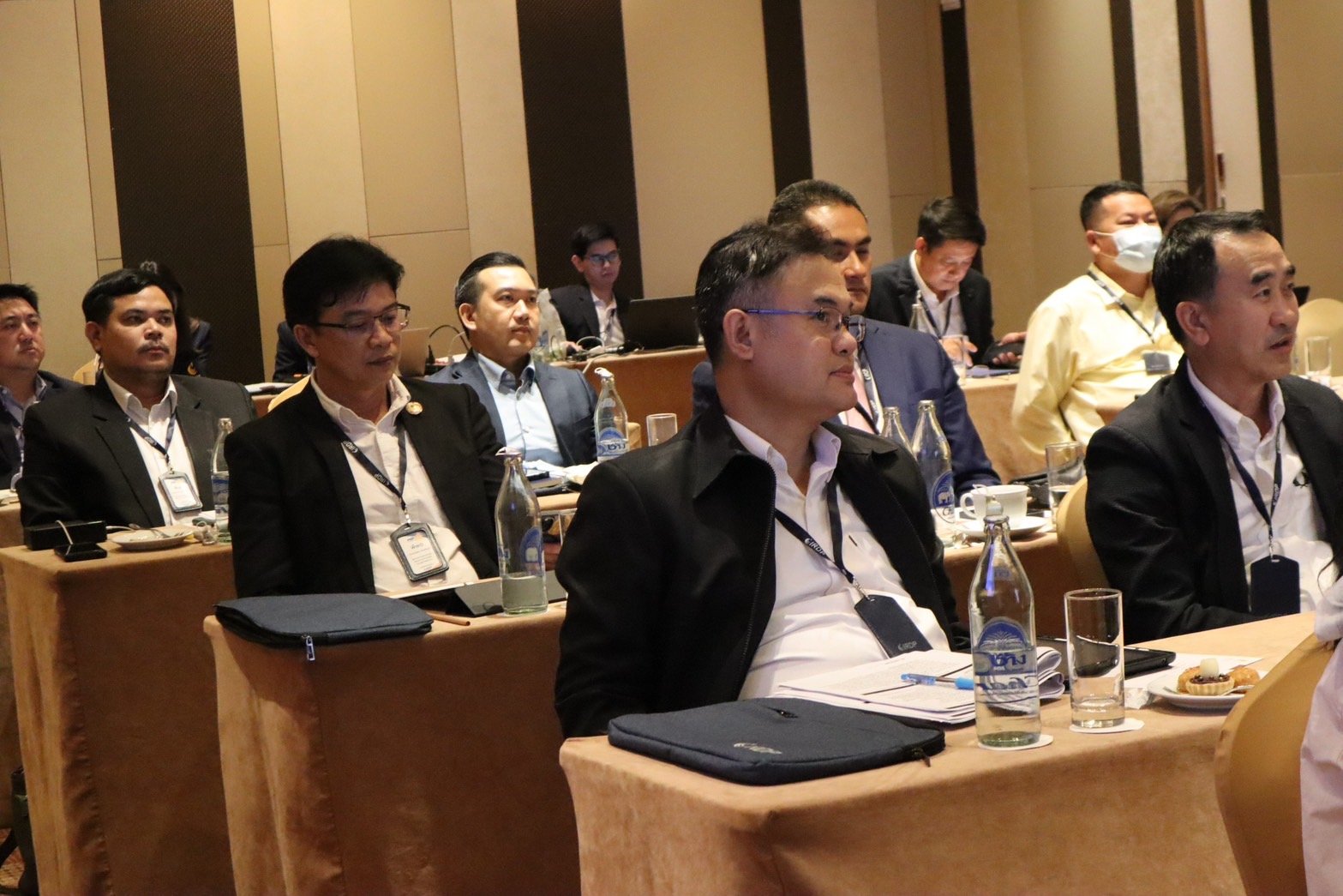 พิธีเปิดโครงการฝึกอบรม หลักสูตร การให้เอกชนร่วมลงทุนในกิจการของรัฐ รุ่นที่ 17 พิธีเปิดโครงการฝึกอบรม หลักสูตร การให้เอกชนร่วมลงทุนในกิจการของรัฐ รุ่นที่ 17