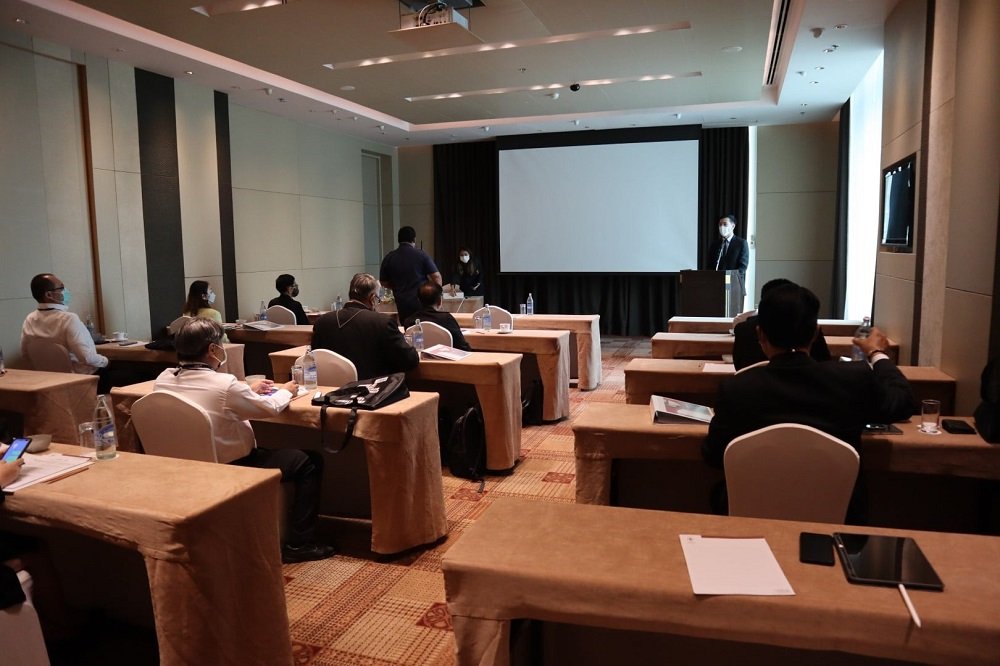 พิธีเปิดโครงการอบรมหลักสูตร นักกฎหมายภาครัฐ 4.0 (LEAP) รุ่นที่ 3 พิธีเปิดโครงการอบรมหลักสูตร นักกฎหมายภาครัฐ 4.0 (LEAP) รุ่นที่ 3